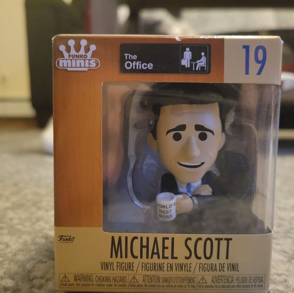 NWT Funko Mini Michael Scott Vinyl Figure